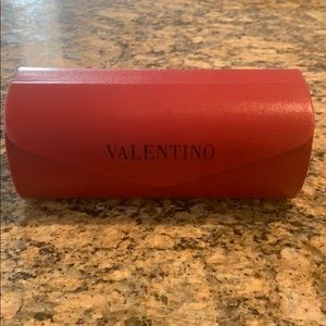 Valentino glass case